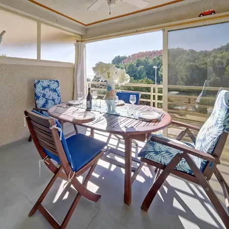 Zeus-4 By Interhome *